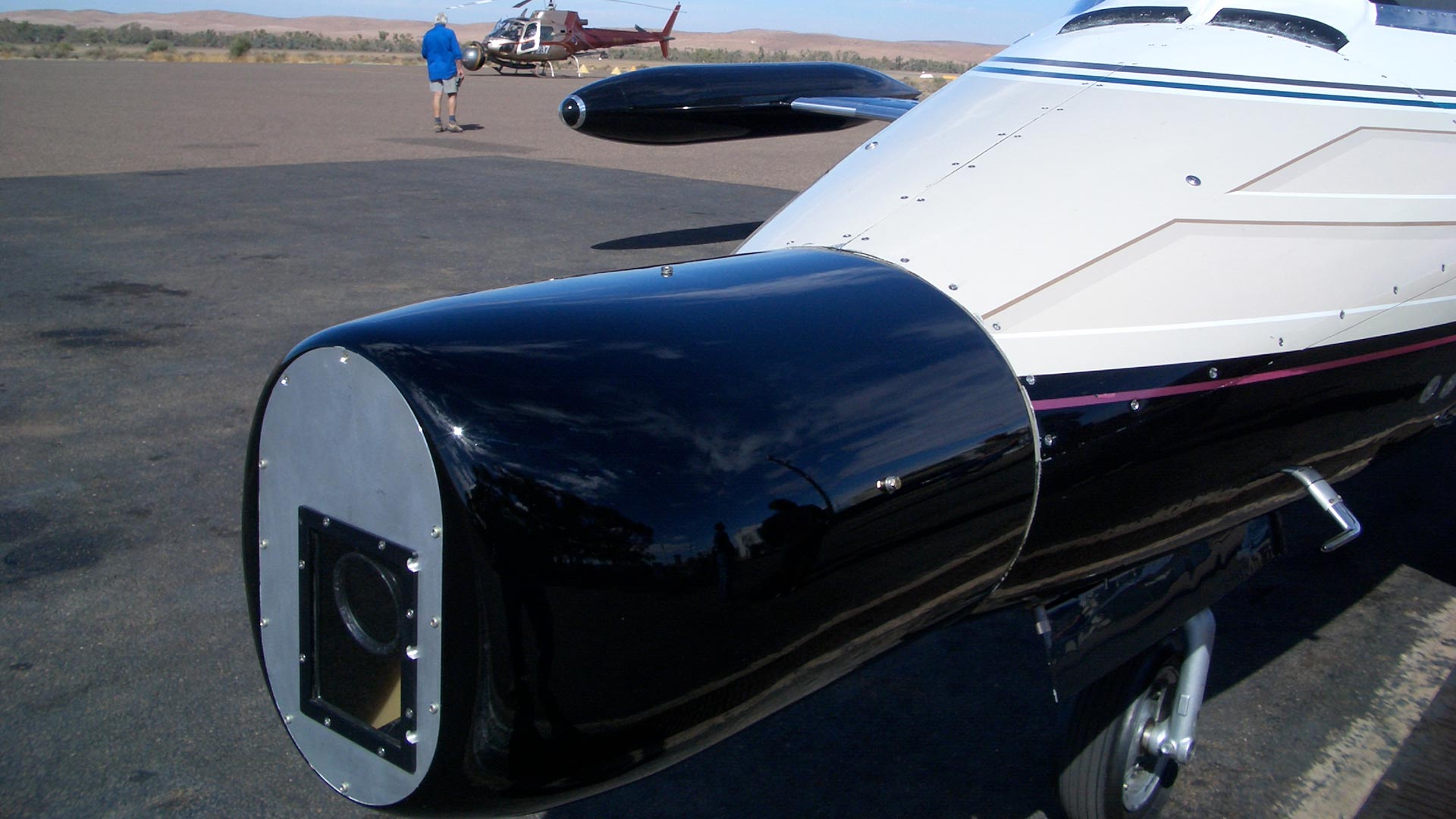 Specialized Lear Jet camera chase aircraft on set